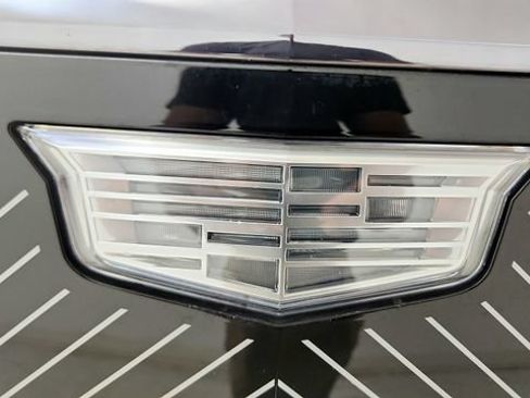 Used 2026 Cadillac Vistiq Platinum w/ LPO, Floor Liner Package AWD/4WD image 32
