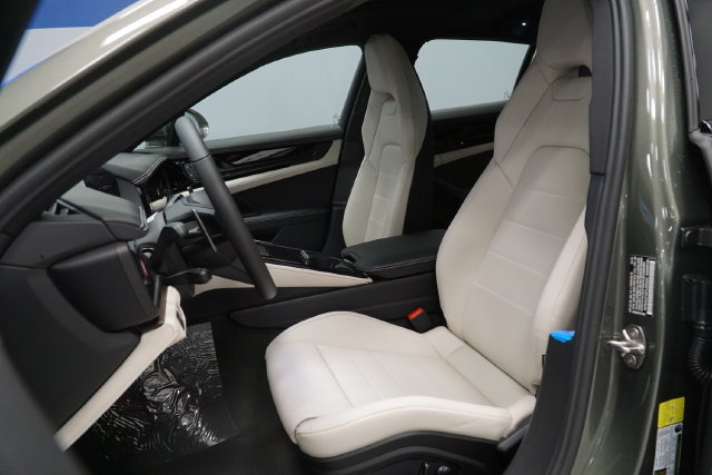 New 2026 Porsche Panamera 4 AWD/4WD image 5