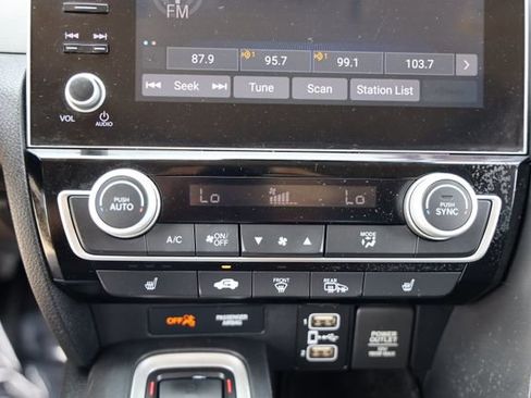 Used 2019 Honda Insight Touring image 21