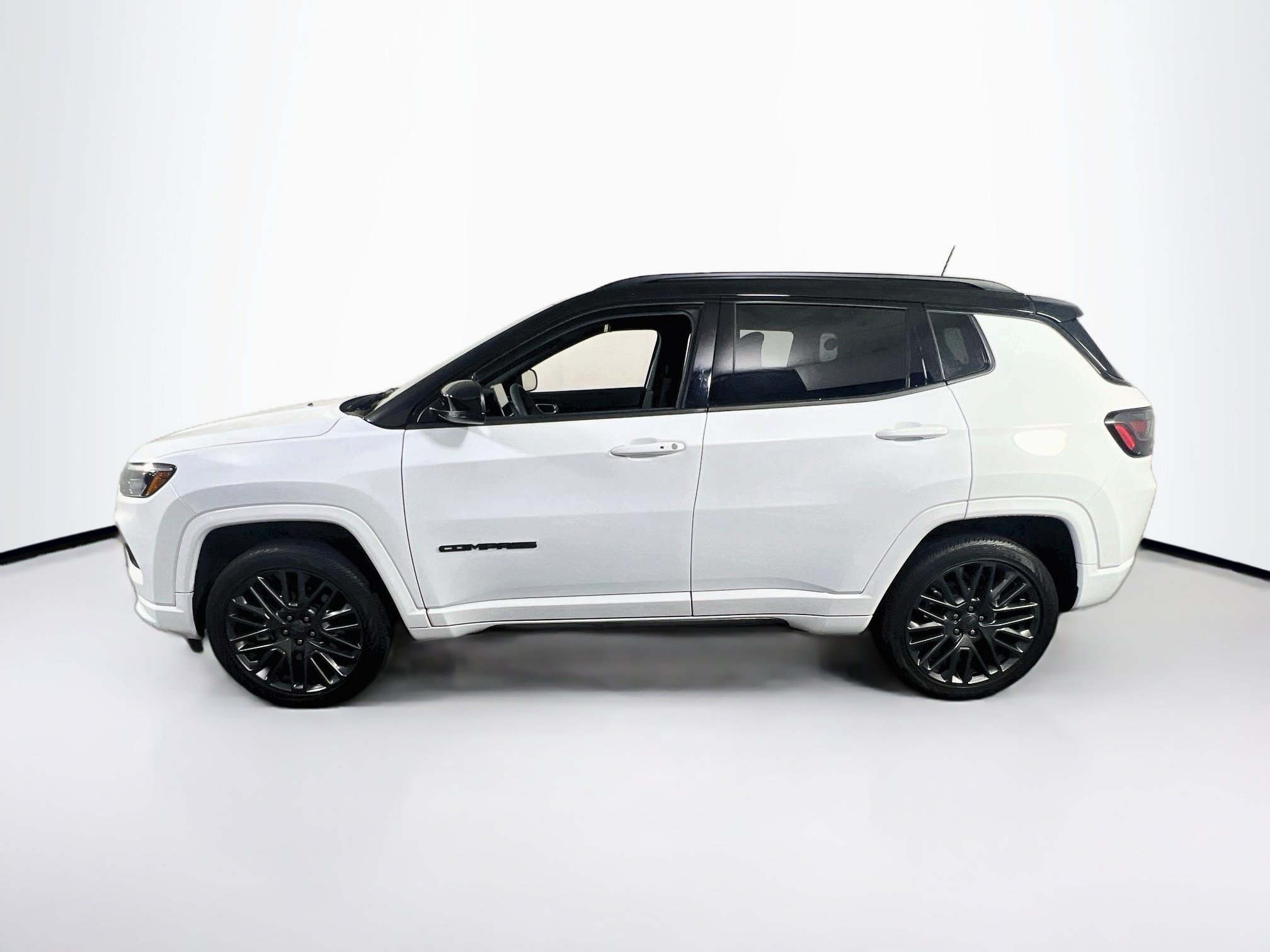 Used 2023 Jeep Compass High Altitude AWD/4WD image 8