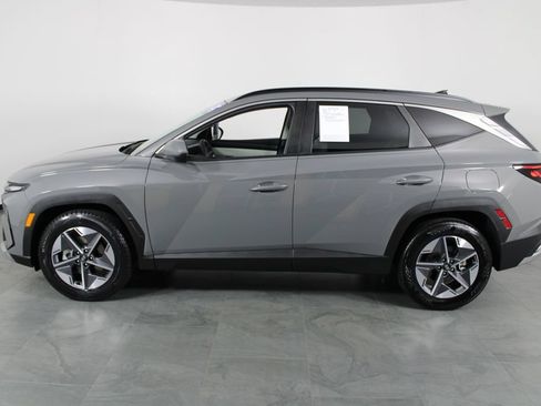 Certified 2025 Hyundai Tucson SEL FWD image 14