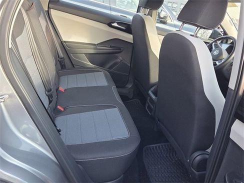 Used 2025 Volkswagen Taos S image 11