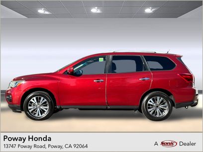 Used 2017 Nissan Pathfinder SV