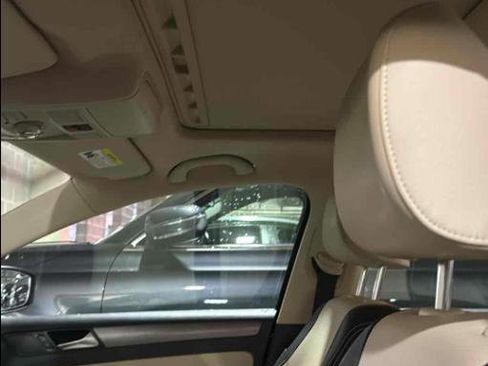 Used 2014 Volkswagen Jetta SEL image 5