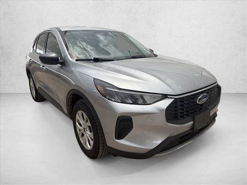 Used 2024 Ford Escape Active AWD/4WD image 7