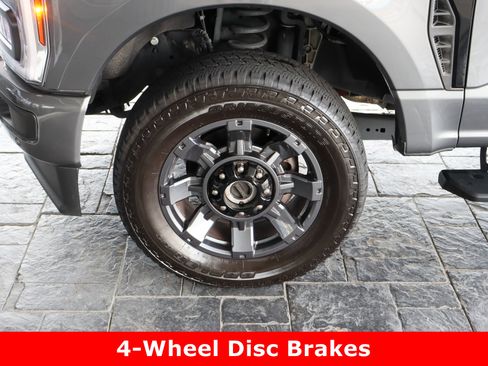 Used 2024 Ford F250 Lariat w/ Lariat Ultimate Package image 11