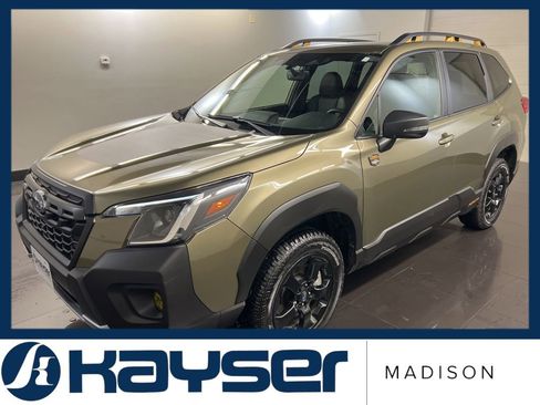 Used 2025 Subaru Forester Wilderness image 3