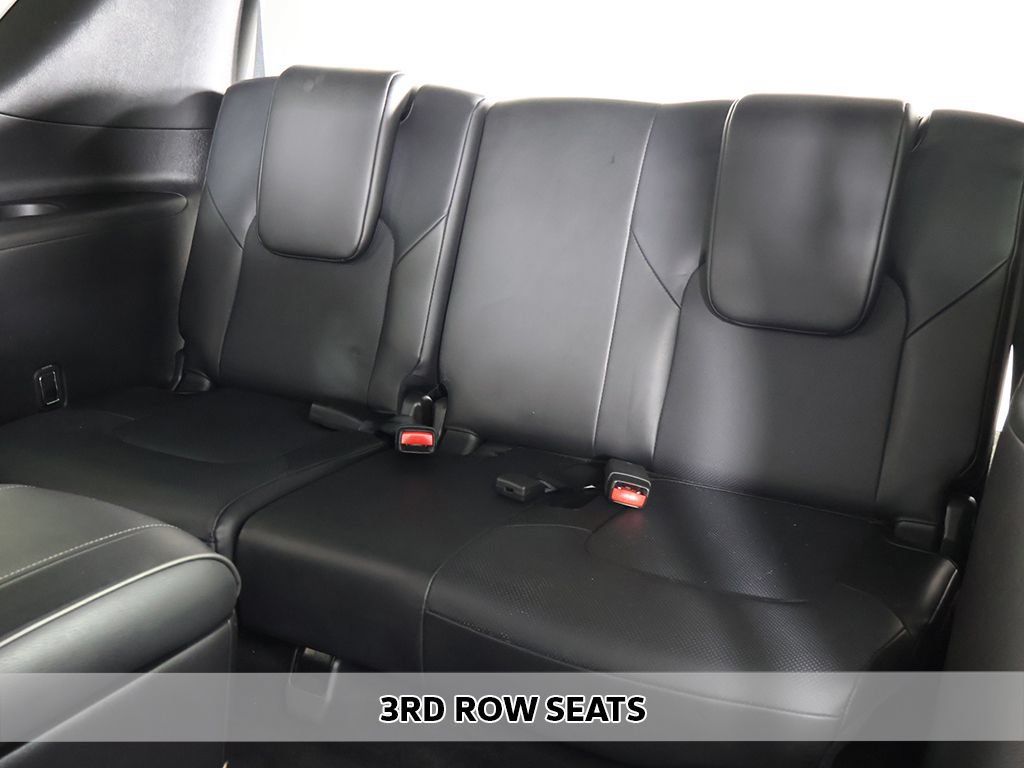 Used 2024 INFINITI QX80 Sensory AWD/4WD image 12