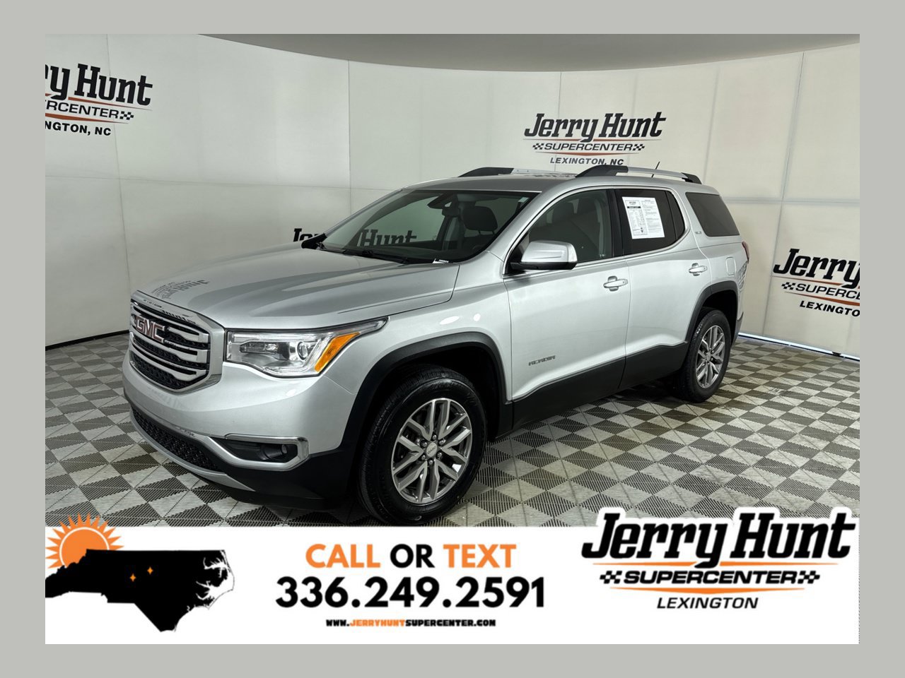 Used 2017 GMC Acadia SLE w/ Driver Alert Package I FWD image 1