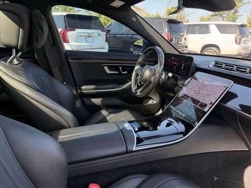 Used 2022 Mercedes-Benz S 500 4MATIC image 18