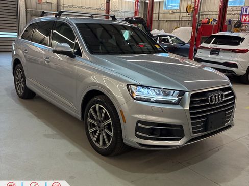Used 2018 Audi Q7 3.0T Premium Plus w/ Premium Plus Package AWD/4WD image 1