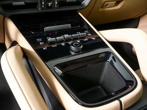 New 2026 Porsche Cayenne E-Hybrid Coupe image 19