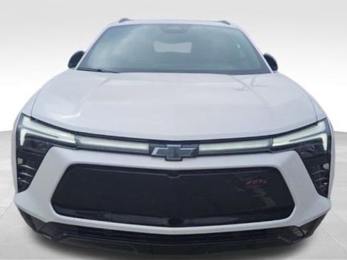 Used 2025 Chevrolet Blazer EV RS image 2