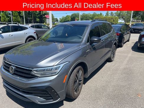 Used 2022 Volkswagen Tiguan SE R-Line FWD image 1