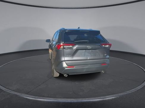 Used 2023 Toyota RAV4 XLE image 12