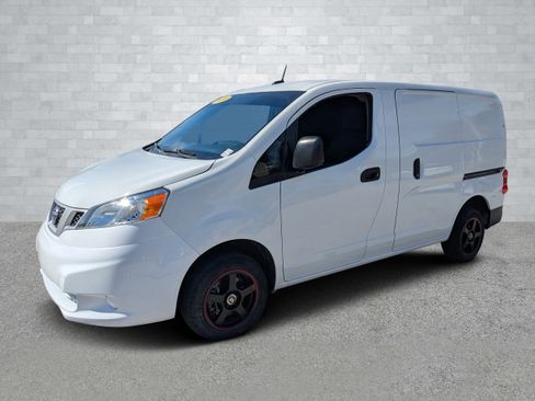 Used 2020 Nissan NV200 S image 9