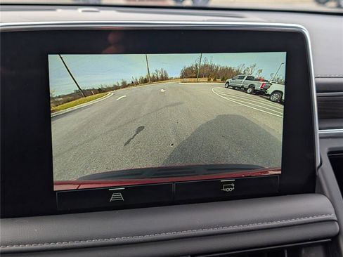 Used 2022 Chevrolet Tahoe LT image 29