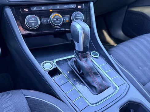 Used 2021 Volkswagen Jetta GLI image 15