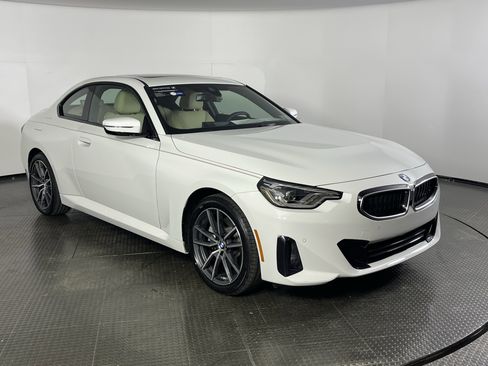 Certified 2025 BMW 230i xDrive Coupe w/ Premium Package image 2