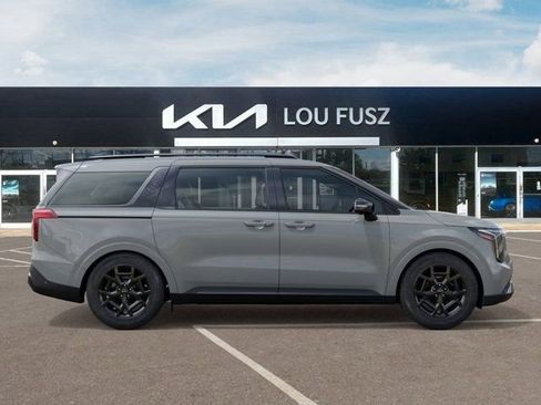 New 2026 Kia Carnival SX w/ SX Dark Edition Package image 7