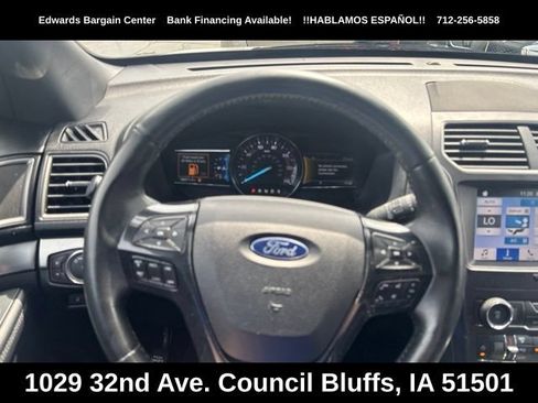 Used 2019 Ford Explorer XLT w/ Equipment Group 201A AWD/4WD image 18