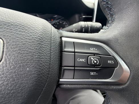 Used 2022 Jeep Compass Latitude AWD/4WD image 31
