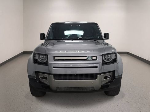 Used 2024 Land Rover Defender 110 X-Dynamic SE AWD/4WD image 9