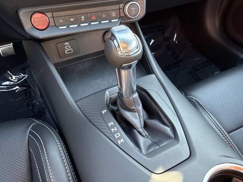 Used 2025 Ford Mustang GT Premium RWD image 17
