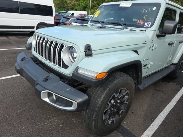 Used 2024 Jeep Wrangler Unlimited Sahara w/ Technology Group AWD/4WD image 17
