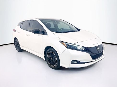Used 2023 Nissan Leaf SV Plus image 21