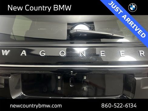 Used 2022 Jeep Wagoneer Series I w/ Premium Group I image 10