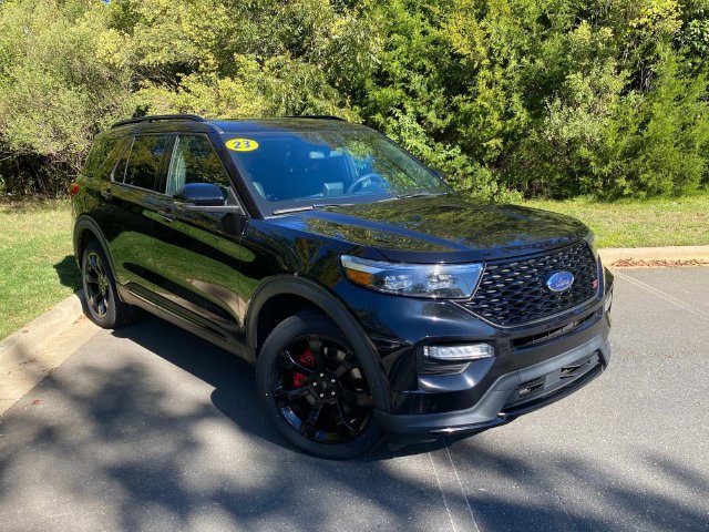 Used 2023 Ford Explorer ST w/ Equipment Group 401A AWD/4WD image 1