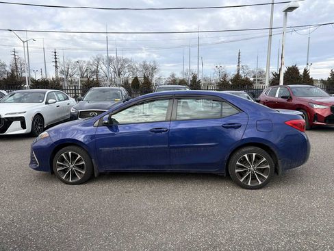 Used 2018 Toyota Corolla SE image 3