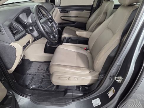 Used 2018 Honda Odyssey EX-L image 11