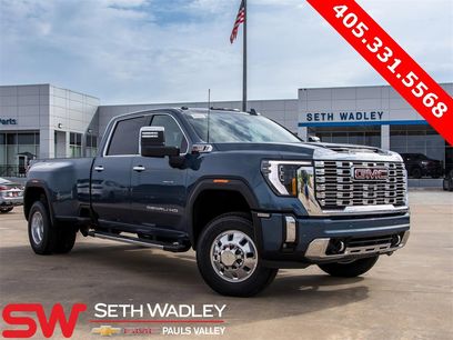 New 2025 GMC Sierra 3500 Denali w/ Technology Package
