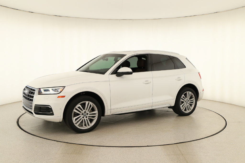 Used 2020 Audi Q5 Prestige w/ Prestige Package AWD/4WD image 13