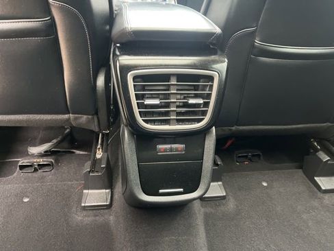 Used 2022 Lincoln Nautilus Reserve image 15