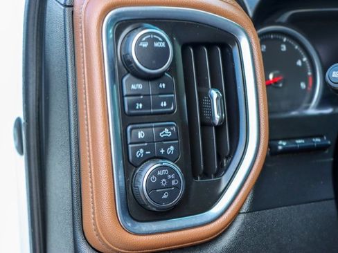 Used 2020 Chevrolet Silverado 2500 High Country w/ Z71 Off-Road Package AWD/4WD image 38