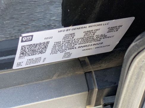 Used 2022 Chevrolet Tahoe RST w/ Sport Performance Package image 33