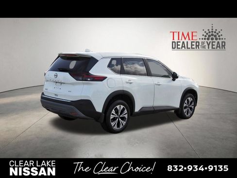 Used 2023 Nissan Rogue SV FWD image 7