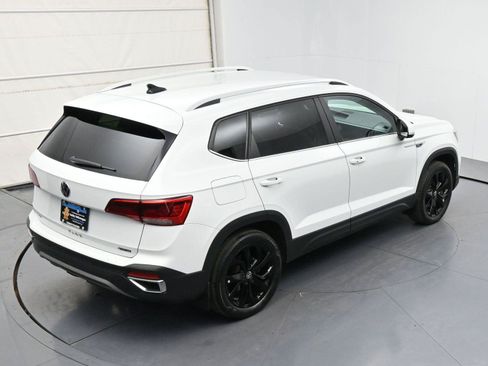 Used 2022 Volkswagen Taos SE AWD/4WD image 35