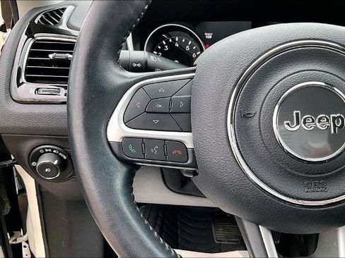 Used 2019 Jeep Compass Limited AWD/4WD image 17
