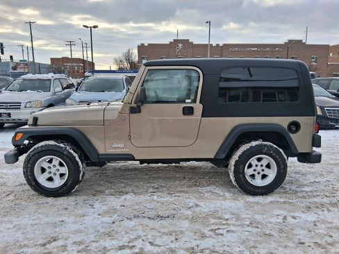 Used 2004 Jeep Wrangler Unlimited Sport Utility 2D image 5