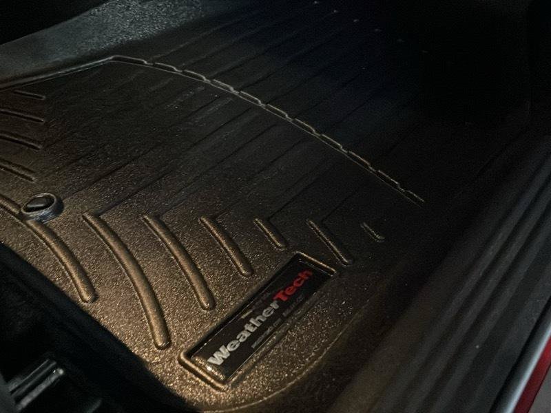 Used 2013 Dodge Challenger SRT8 w/ Harman Kardon Audio Group RWD image 41