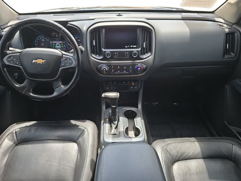 Used 2021 Chevrolet Colorado Z71 w/ Z71 Midnight Edition AWD/4WD image 12