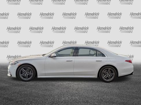Used 2024 Mercedes-Benz S 580e 4MATIC Sedan image 6