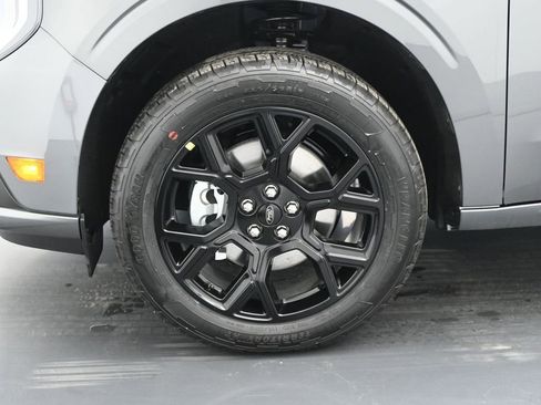 New 2026 Ford Maverick Lobo image 24