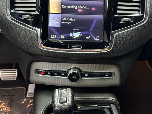 Used 2016 Volvo XC90 T5 R-Design FWD image 17