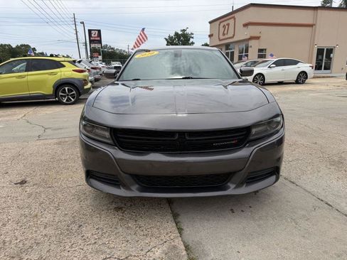 Used 2020 Dodge Charger SXT w/ Leather Interior Group RWD image 2