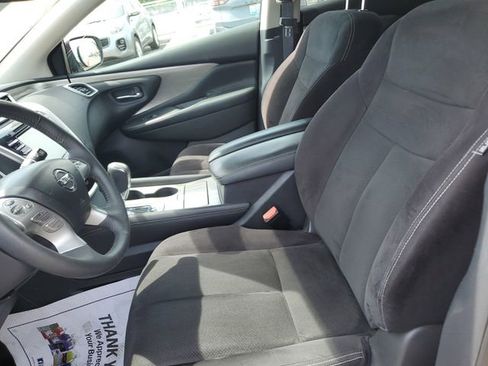 Used 2016 Nissan Murano SV AWD/4WD image 17